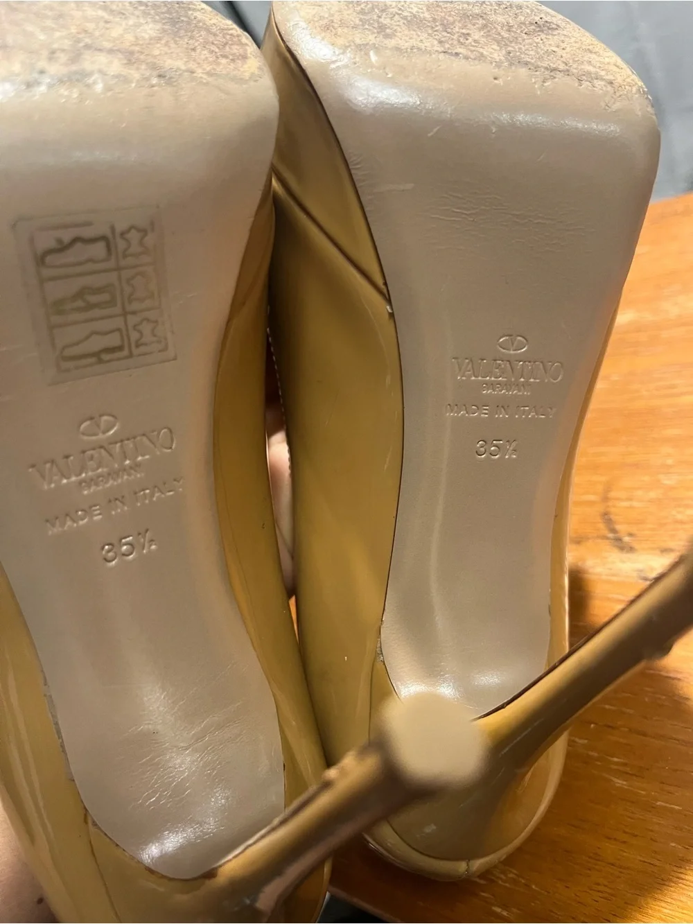 Valentino Garavani Patent Leather Couture Bow Peep-Toe Platform Pumps nude/beige
